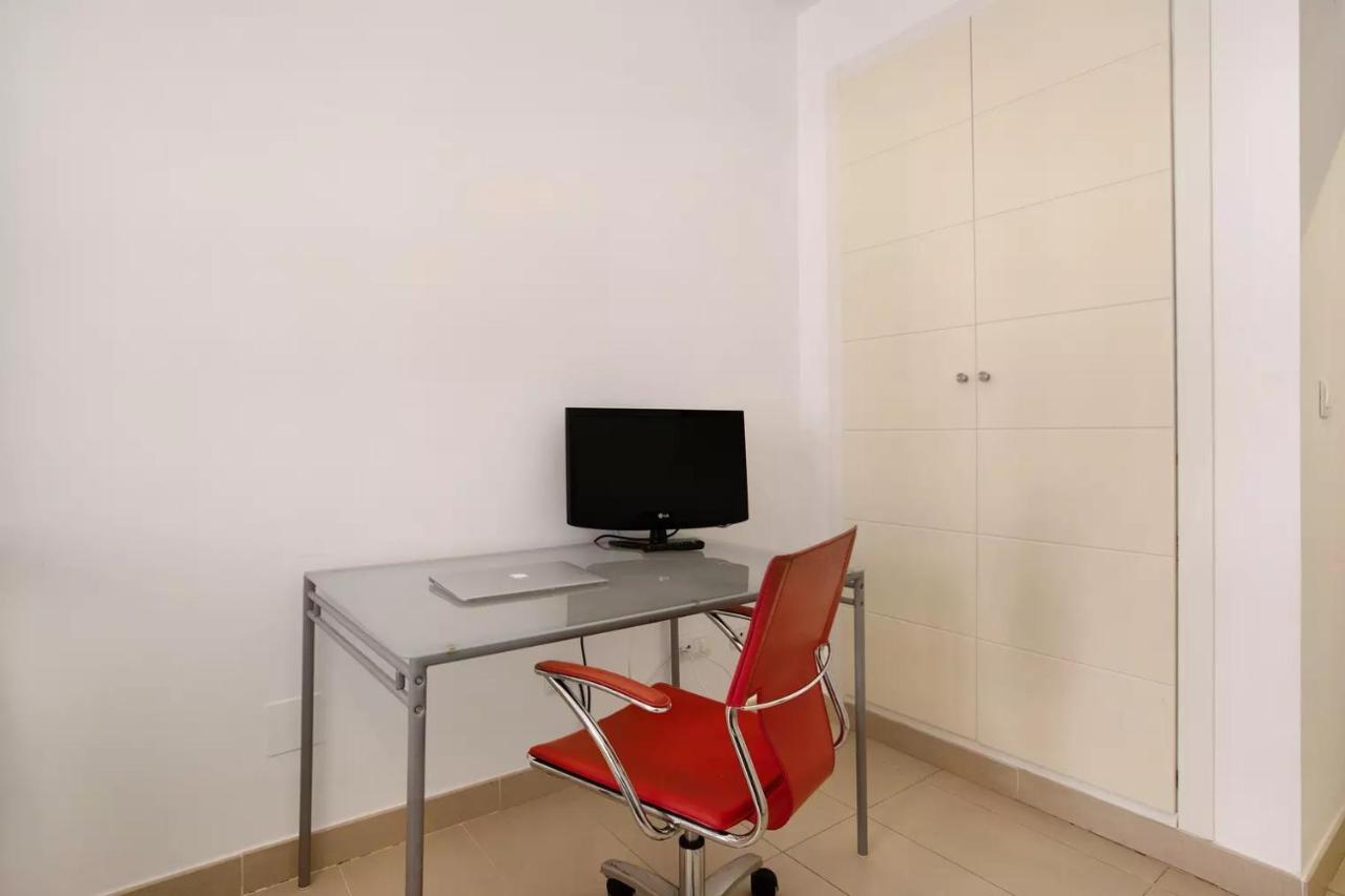 Malaga Campus Apartment Parking Included Eksteriør bilde