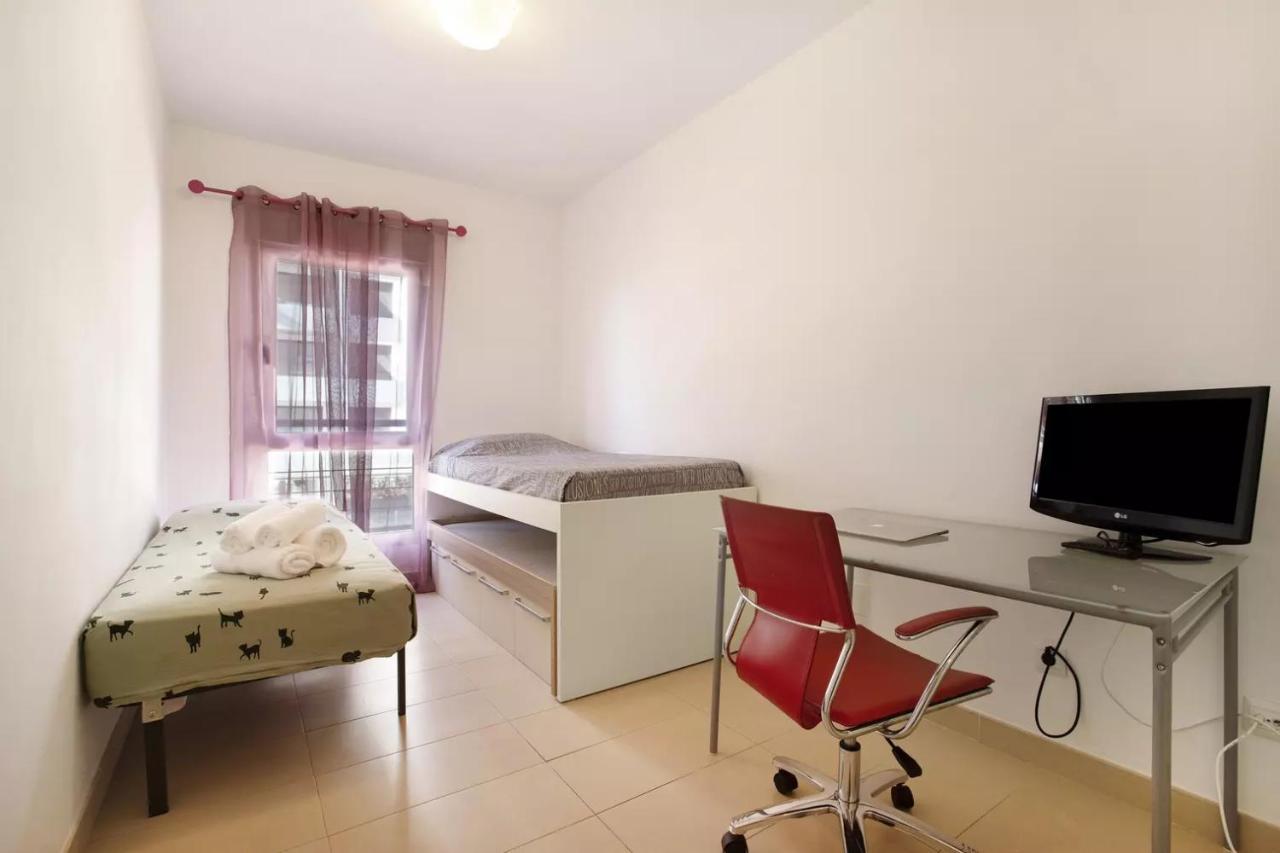 Malaga Campus Apartment Parking Included Eksteriør bilde